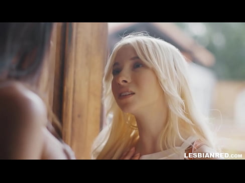❤️ Neska hilabete batzuk geroago etxera dator eta amaordearen puxa jaten amaitzen du Izorratu bideoa  gugan ❌